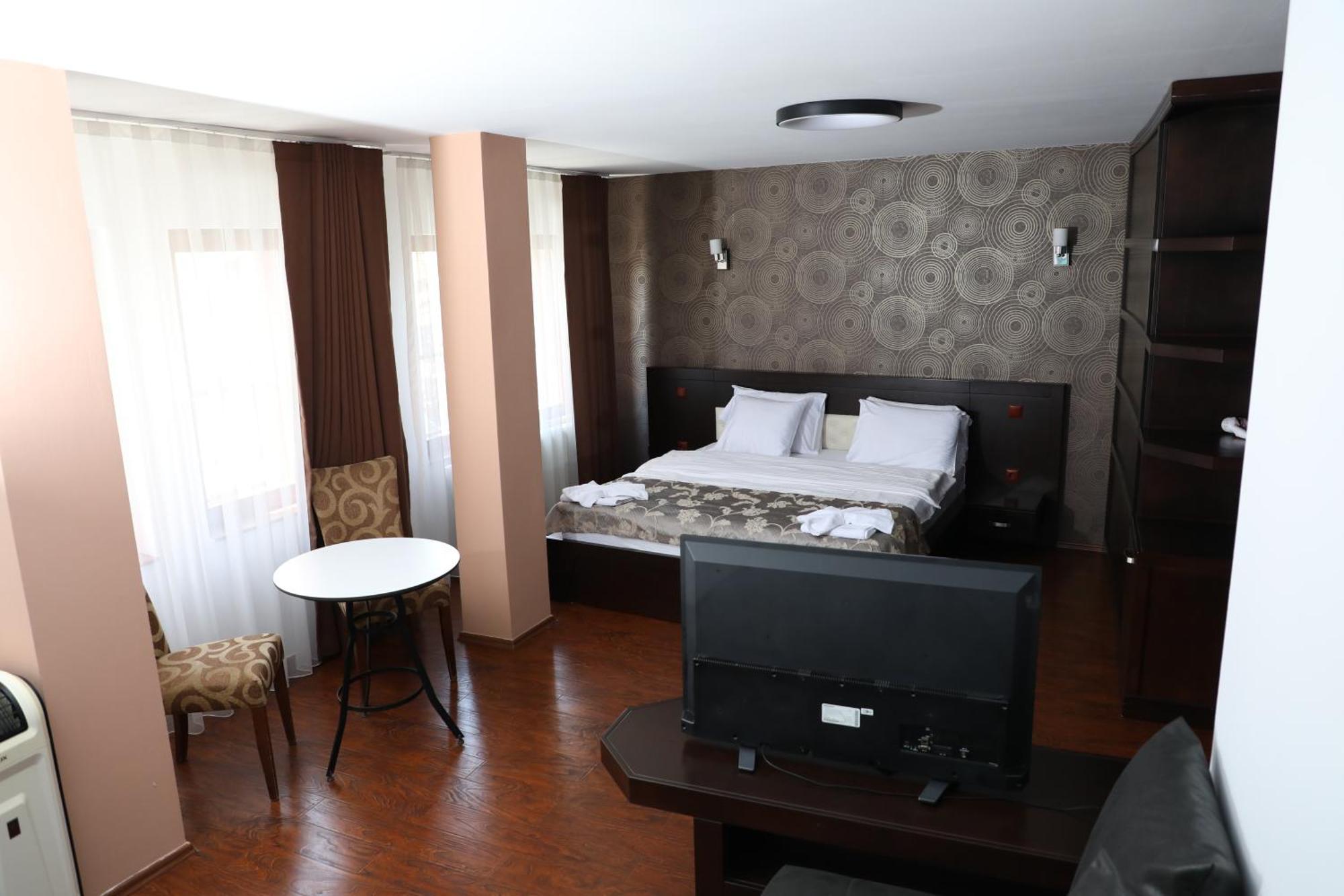 Bruti Hotel Prizren Dış mekan fotoğraf