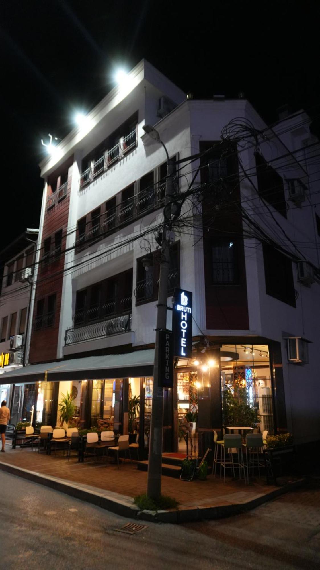 Bruti Hotel Prizren Dış mekan fotoğraf
